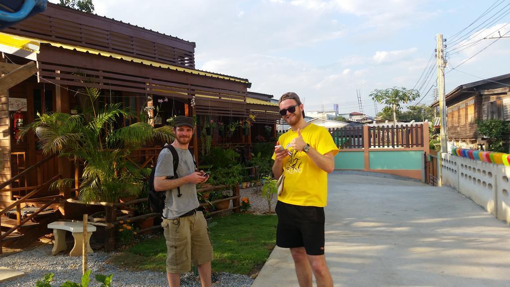 Happy Guesthouse Bungalow Sukhothai Exterior photo