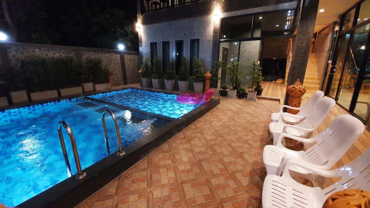 Happy Guesthouse Bungalow Sukhothai Exterior photo
